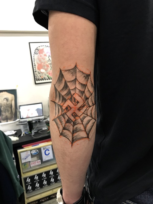 867spidertattoo.jpg