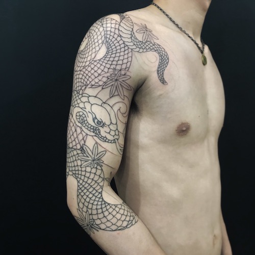 890snaketattoo.jpg